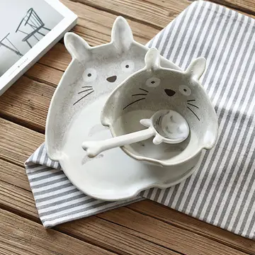 TOTORO CERAMIC DINNERWARE SET..