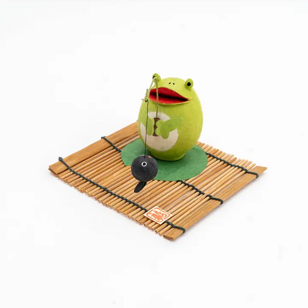 Ryukodo Handmade Washi Fishing Frog Figurine